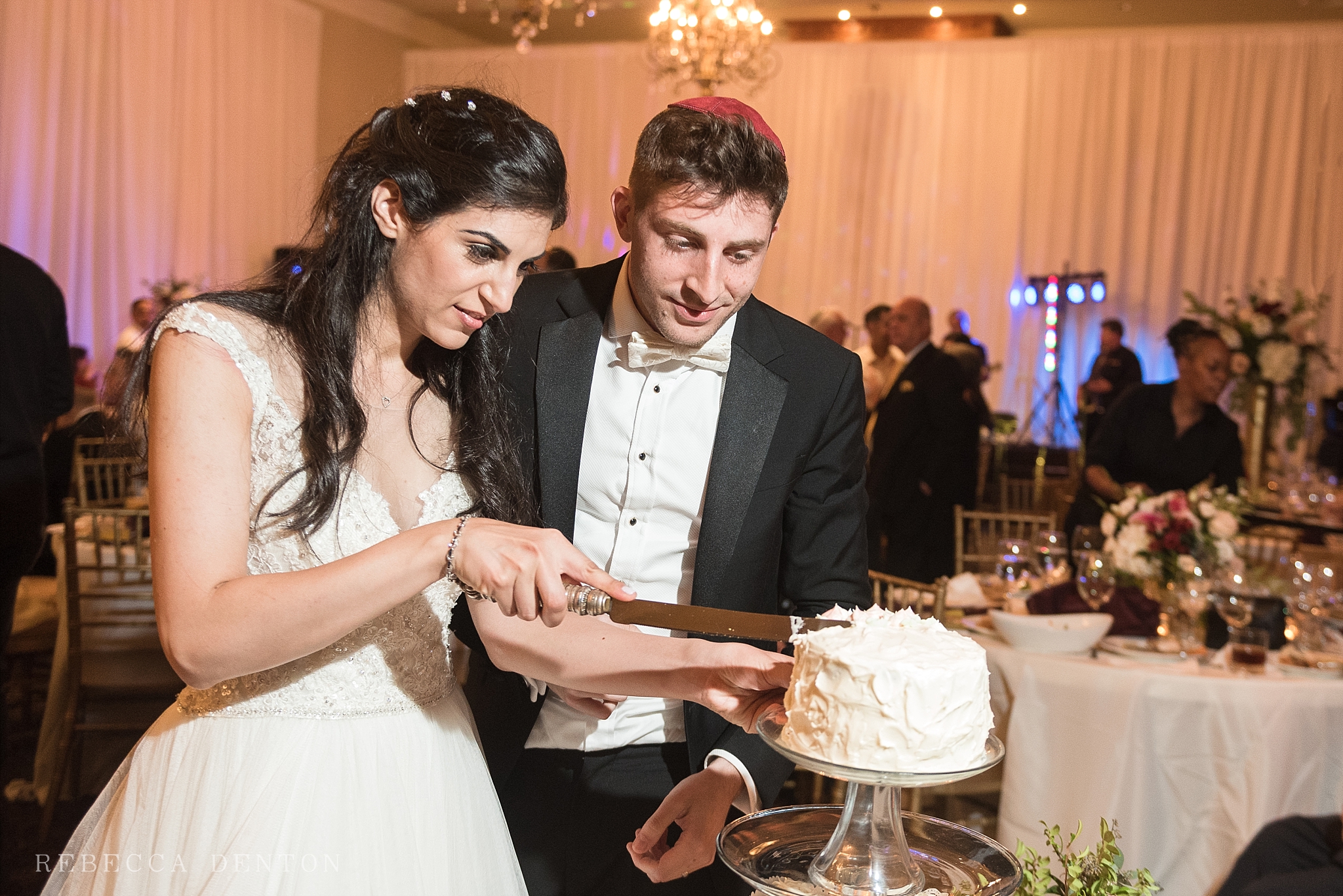 cake cutting bride and groom