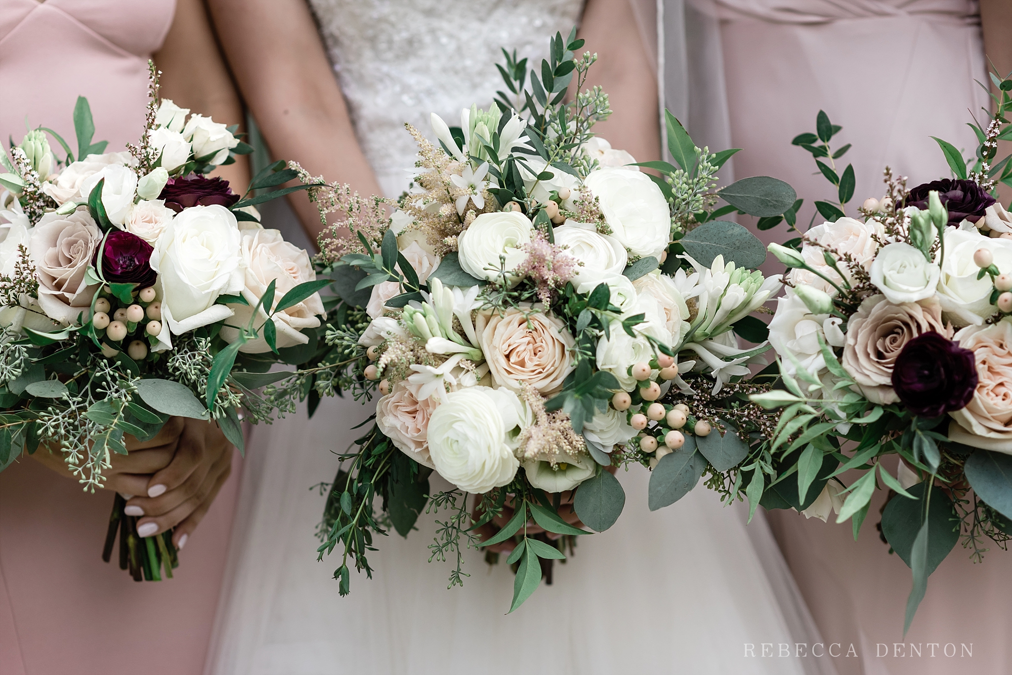 wedding flowers blush and white