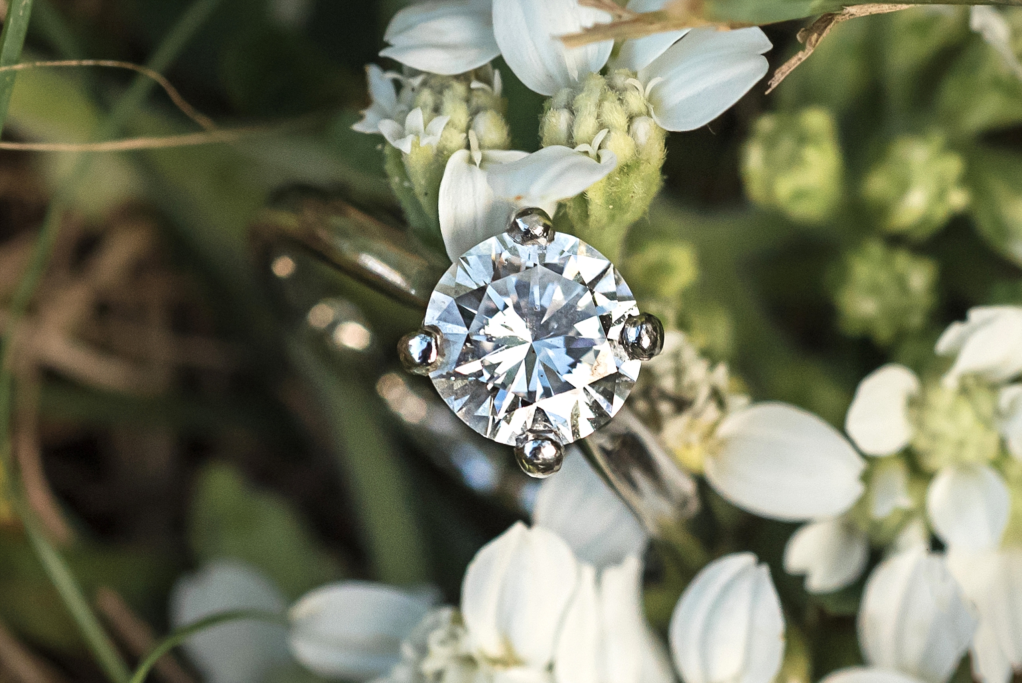 engagement ring with white flowers