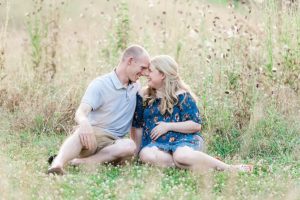 Tall grass outdoor maternity session